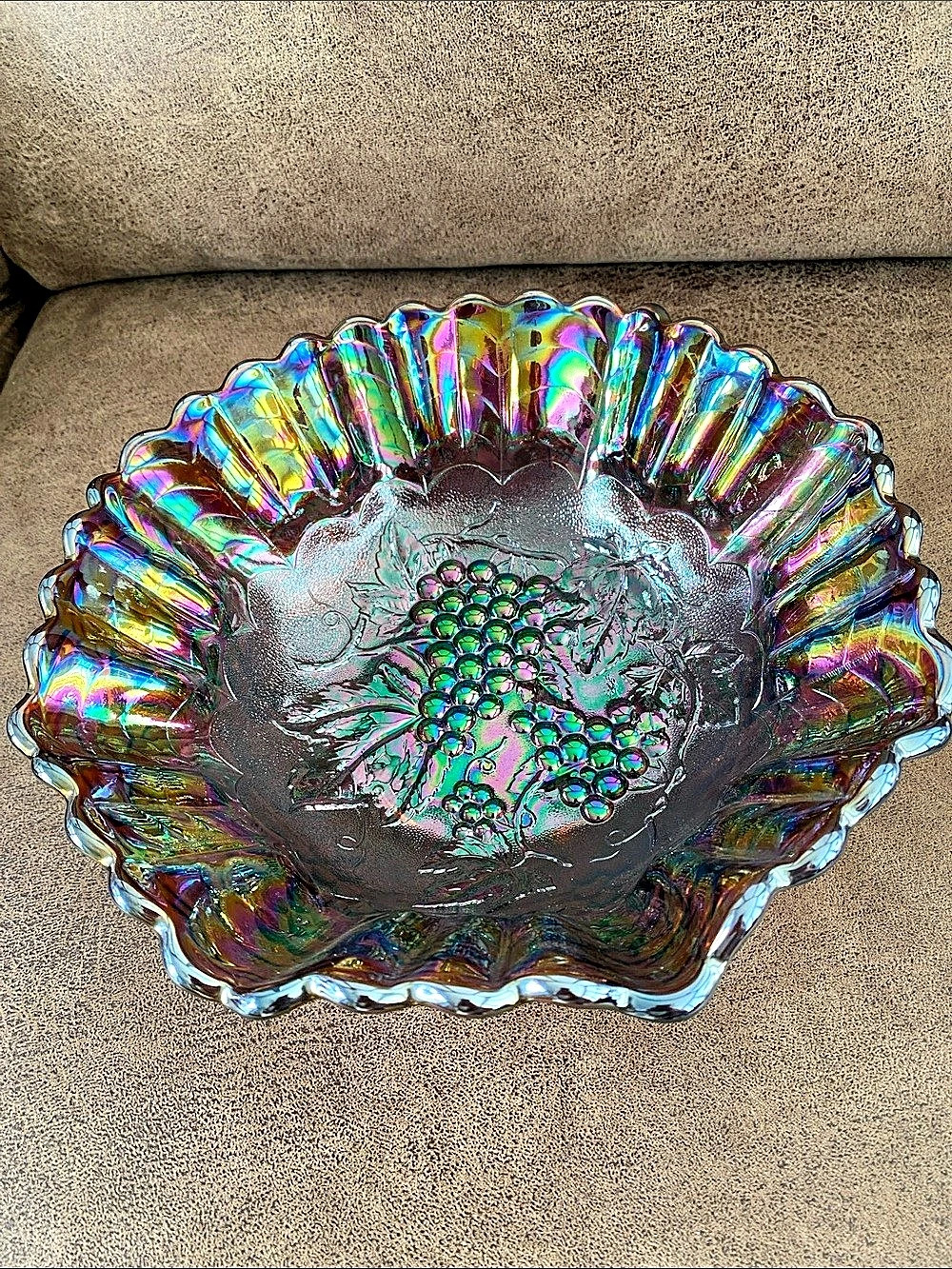 Imperial Glass Imperial Grape Ruffled Bowl